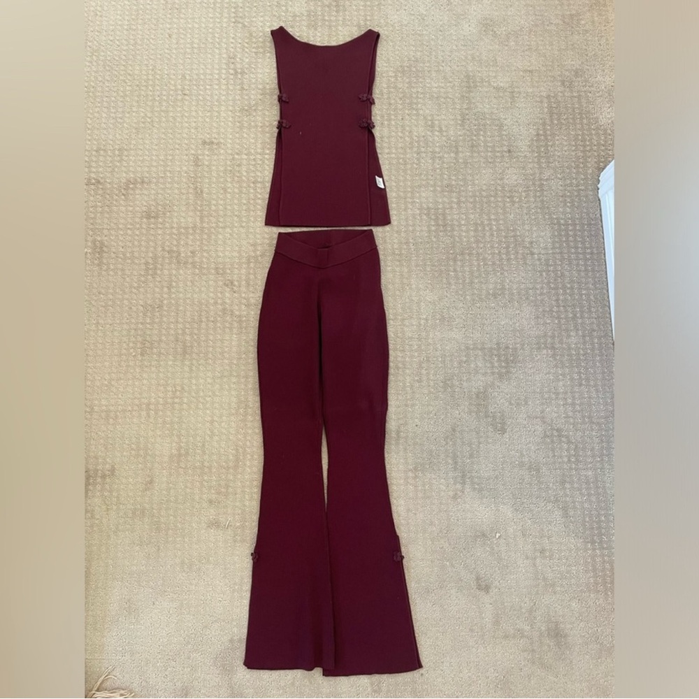 Elegant Burgundy Boot Cut Set